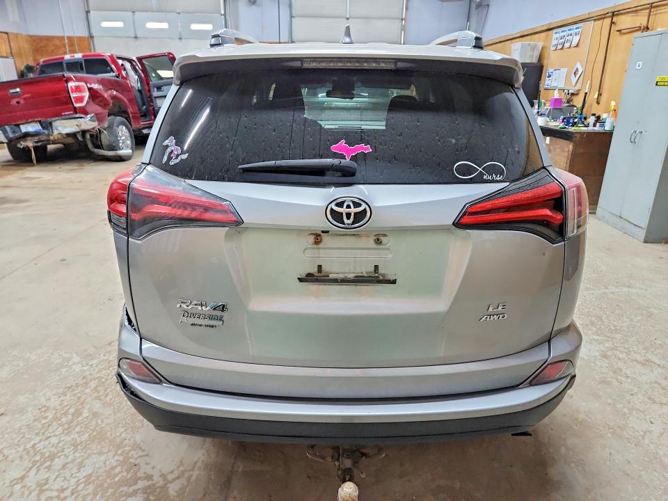 Aukcja sprzedaży 2017 Toyota Rav4, vin: 2T3BFREV2HW639732, numer aukcji: 60686106