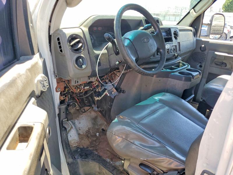 62529206 :رقم المزاد ، 1FDWE3FL8DDB27068 vin ، 2013 Ford Econoline مزاد بيع