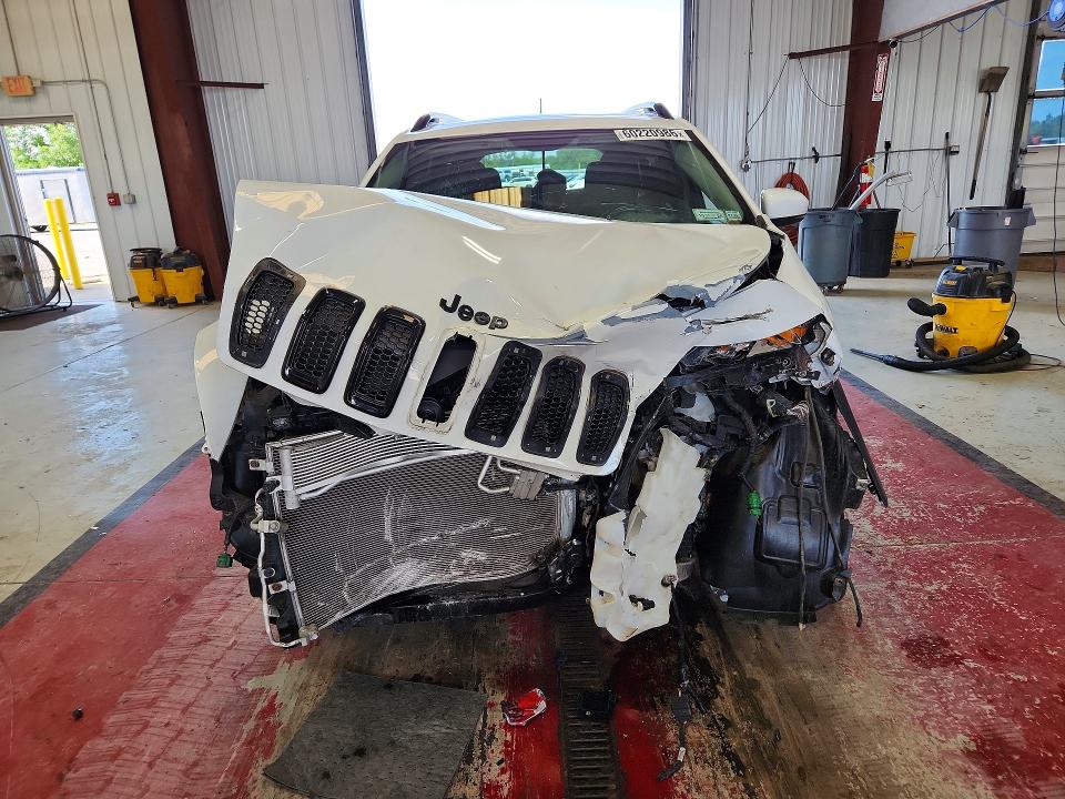 2015 Jeep Cherokee მანქანა იყიდება აუქციონზე, vin: 1C4PJMCS6FW792676, აუქციონის ნომერი: 60220986