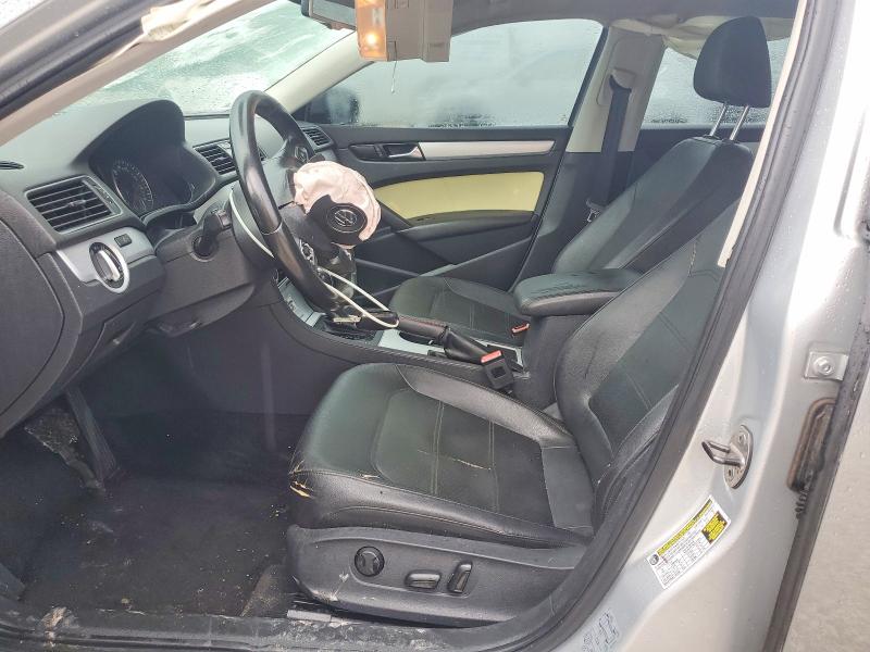 59991026 :رقم المزاد ، 1VWBH7A37DC104733 vin ، 2013 Volkswagen Passat مزاد بيع