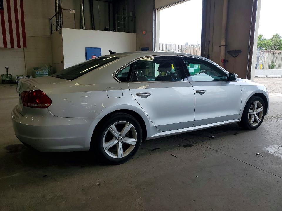 2015 Volkswagen Passat მანქანა იყიდება აუქციონზე, vin: 1VWAT7A31FC114607, აუქციონის ნომერი: 59618006