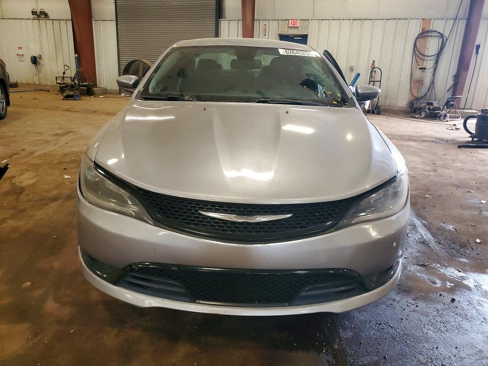62645256 :رقم المزاد ، 1C3CCCABXFN636804 vin ، 2015 Chrysler 200 مزاد بيع