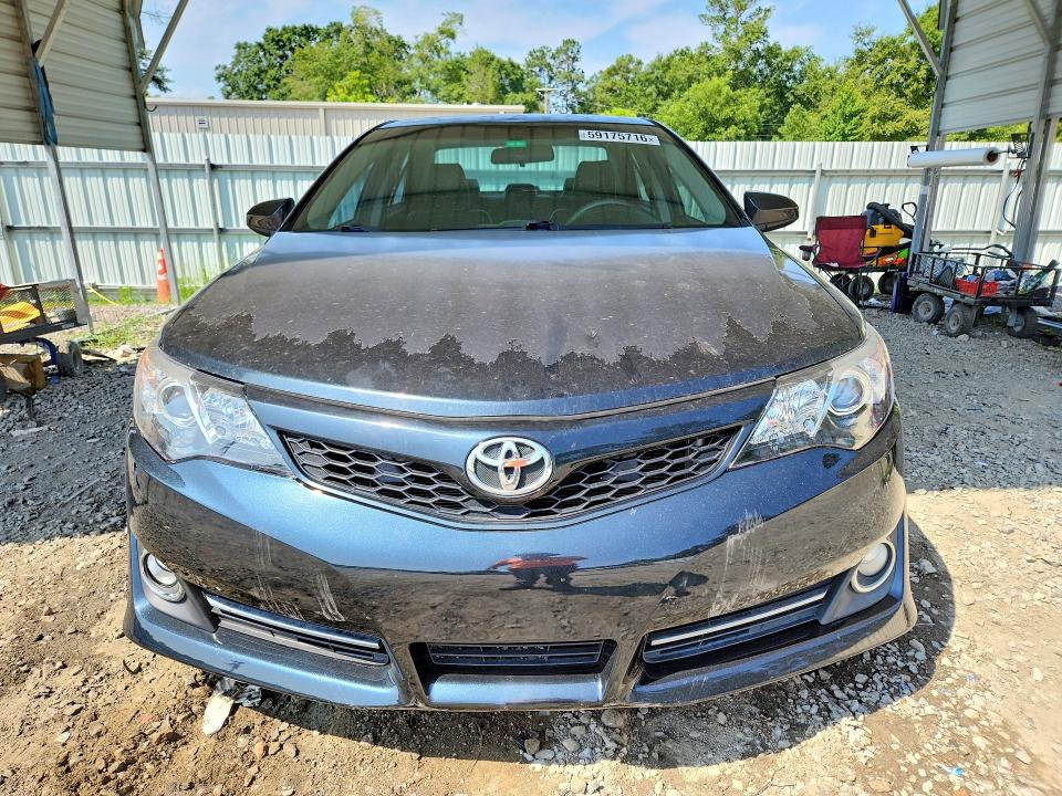 59175716 :رقم المزاد ، 4T1BF1FK9CU095334 vin ، 2012 Toyota Camry مزاد بيع