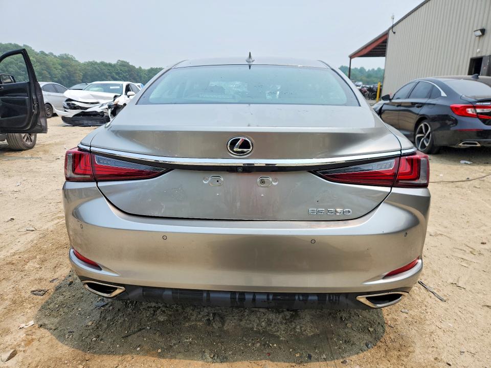 61190236 :رقم المزاد ، 58ABZ1B11KU008408 vin ، 2019 Lexus Es مزاد بيع