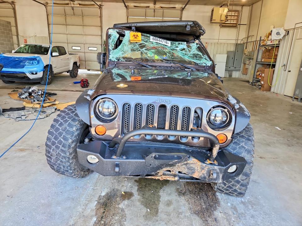 60844716 :رقم المزاد ، 1C4BJWDG2DL682061 vin ، 2013 Jeep Wrangler Unlimited مزاد بيع