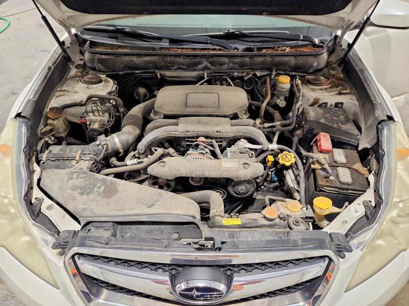 62449516 :رقم المزاد ، 4S3BMCC66B3215558 vin ، 2011 Subaru Legacy مزاد بيع