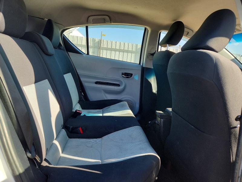 60424876 :رقم المزاد ، JTDKDTB38C1025474 vin ، 2012 Toyota Prius C مزاد بيع