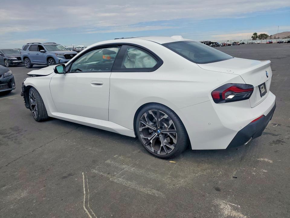 2026 Bmw 230i მანქანა იყიდება აუქციონზე, vin: 3MW23CM03T8G18318, აუქციონის ნომერი: 61806336