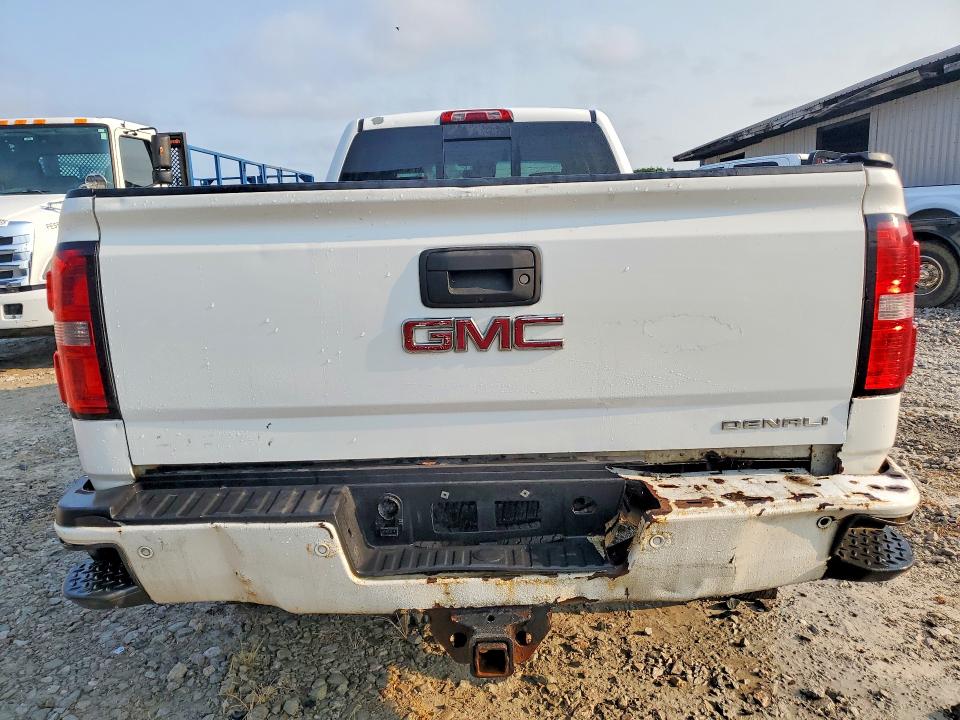 62011476 :رقم المزاد ، 1GT424E88FF638262 vin ، 2015 Gmc Sierra مزاد بيع