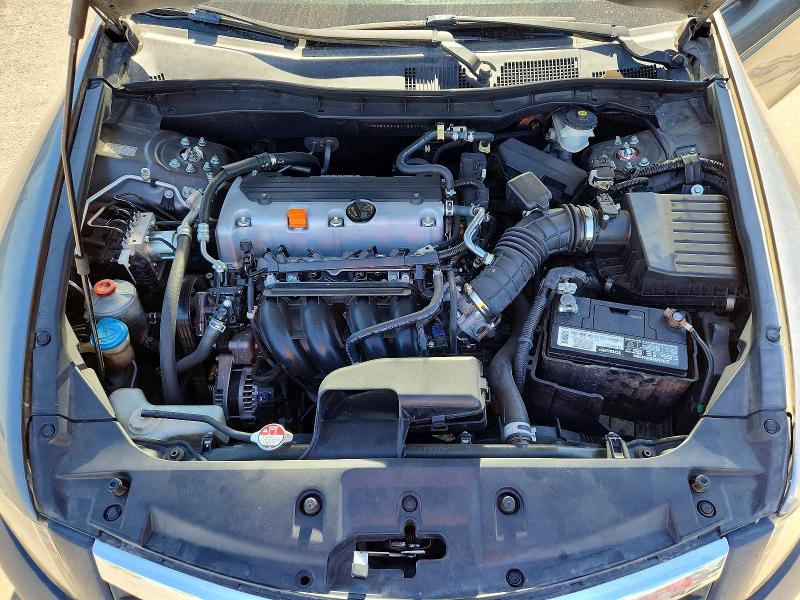 61638646 :رقم المزاد ، 1HGCP2F64BA122004 vin ، 2011 Honda Accord مزاد بيع