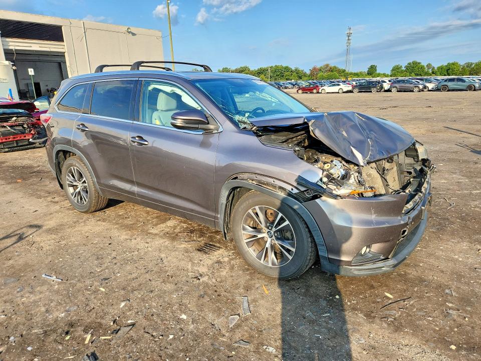 62016176 :رقم المزاد ، 5TDJKRFH4GS242829 vin ، 2016 Toyota Highlander مزاد بيع