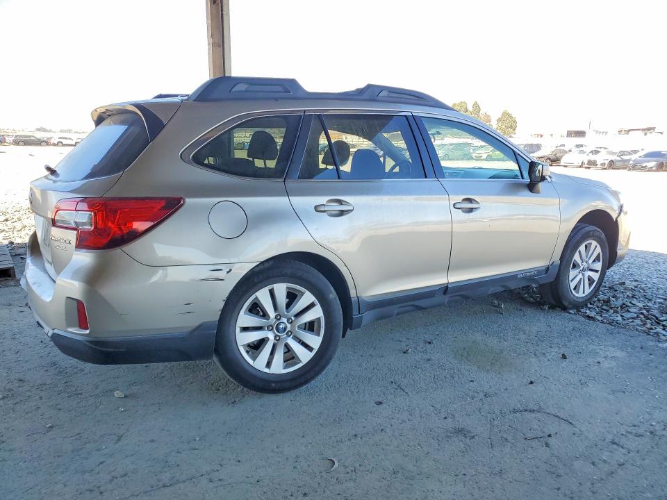 2015 Subaru Outback მანქანა იყიდება აუქციონზე, vin: 4S4BSACC5F3335126, აუქციონის ნომერი: 60487306