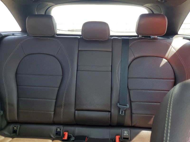 62437686 :رقم المزاد ، WDC0G4KB4JV072125 vin ، 2018 Mercedes-benz Glc مزاد بيع