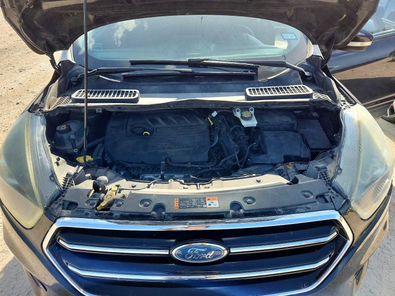 2017 Ford Escape მანქანა იყიდება აუქციონზე, vin: 1FMCU0JD4HUB79226, აუქციონის ნომერი: 63145426