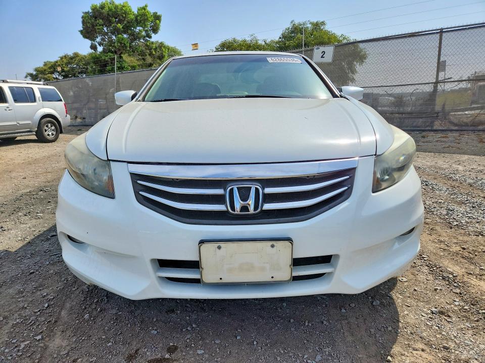 Aukcja sprzedaży 2011 Honda Accord, vin: 1HGCP3F84BA026123, numer aukcji: 62865536