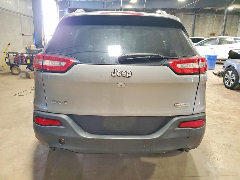 2015 Jeep Cherokee მანქანა იყიდება აუქციონზე, vin: 1C4PJMCS4FW565471, აუქციონის ნომერი: 60030786