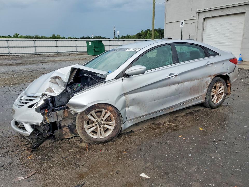 62170016 :رقم المزاد ، 5NPEB4AC9DH743426 vin ، 2013 Hyundai Sonata مزاد بيع