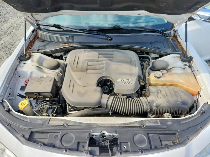 59581636 :رقم المزاد ، 2C3CCAAG4KH733189 vin ، 2019 Chrysler 300 مزاد بيع