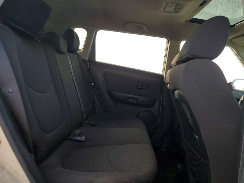 60894656 :رقم المزاد ، KNDJT2A53C7448360 vin ، 2012 Kia Soul مزاد بيع