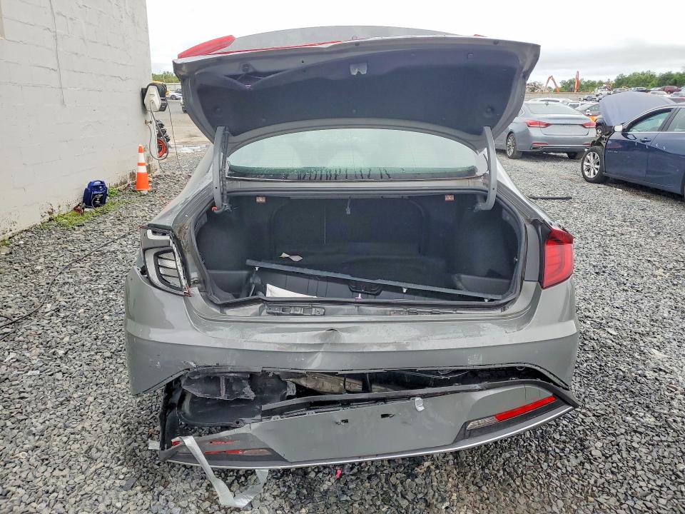 2023 Hyundai Sonata მანქანა იყიდება აუქციონზე, vin: KMHL24JA8PA249779, აუქციონის ნომერი: 59848516
