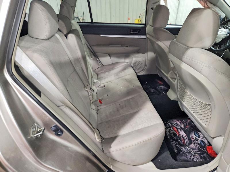 62640726 :رقم المزاد ، 4S4BRBDC3E3244631 vin ، 2014 Subaru Outback مزاد بيع