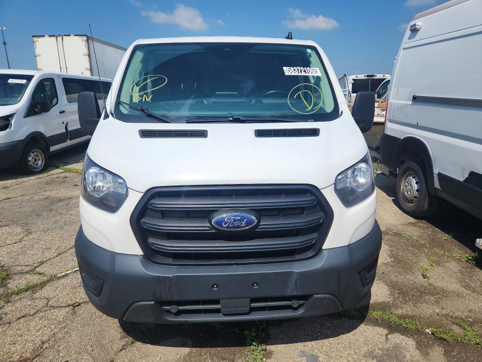 58372106 :رقم المزاد ، 1FTBR1Y84LKB68439 vin ، 2020 Ford Transit مزاد بيع