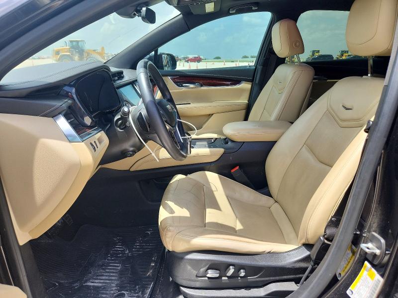 61684976 :رقم المزاد ، 1GYKNCRS3JZ112475 vin ، 2018 Cadillac Xt5 مزاد بيع