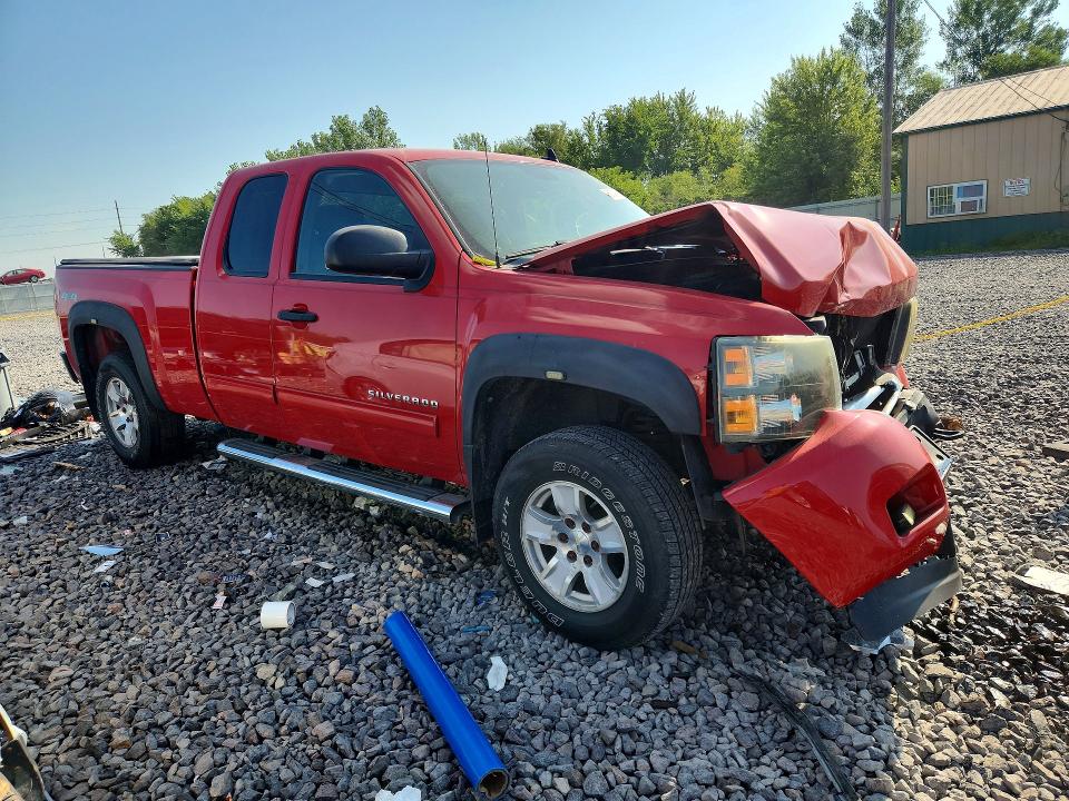 61049236 :رقم المزاد ، 1GCRKSE36BZ261549 vin ، 2011 Chevrolet Silverado مزاد بيع