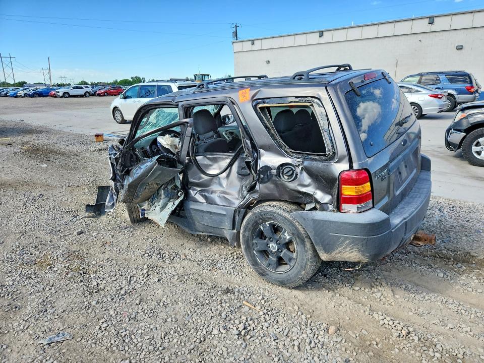 60434586 :رقم المزاد ، 1FMYU93196KC42634 vin ، 2006 Ford Escape مزاد بيع