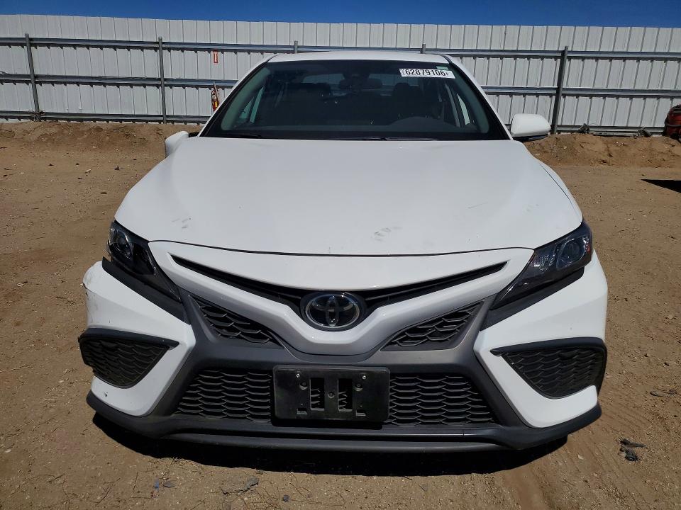 62879106 :رقم المزاد ، 4T1G11AK3RU921471 vin ، 2024 Toyota Camry مزاد بيع