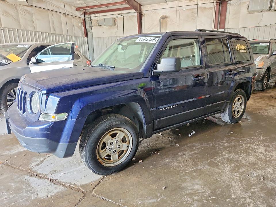 61042486 :رقم المزاد ، 1C4NJRBB8FD175863 vin ، 2015 Jeep Patriot مزاد بيع