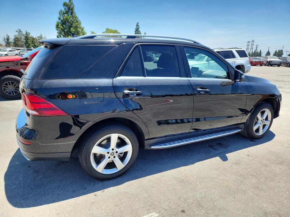 62833876 :رقم المزاد ، 4JGDA5HBXHA971297 vin ، 2017 Mercedes-benz Gle مزاد بيع
