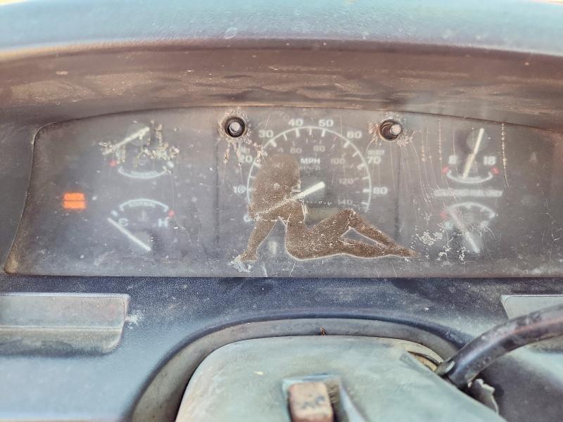62132356 :رقم المزاد ، 1FTDF15Y2NPB12849 vin ، 1992 Ford F150 مزاد بيع