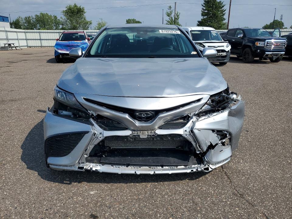 2021 Toyota Camry მანქანა იყიდება აუქციონზე, vin: 4T1G11AK3MU578427, აუქციონის ნომერი: 61925276