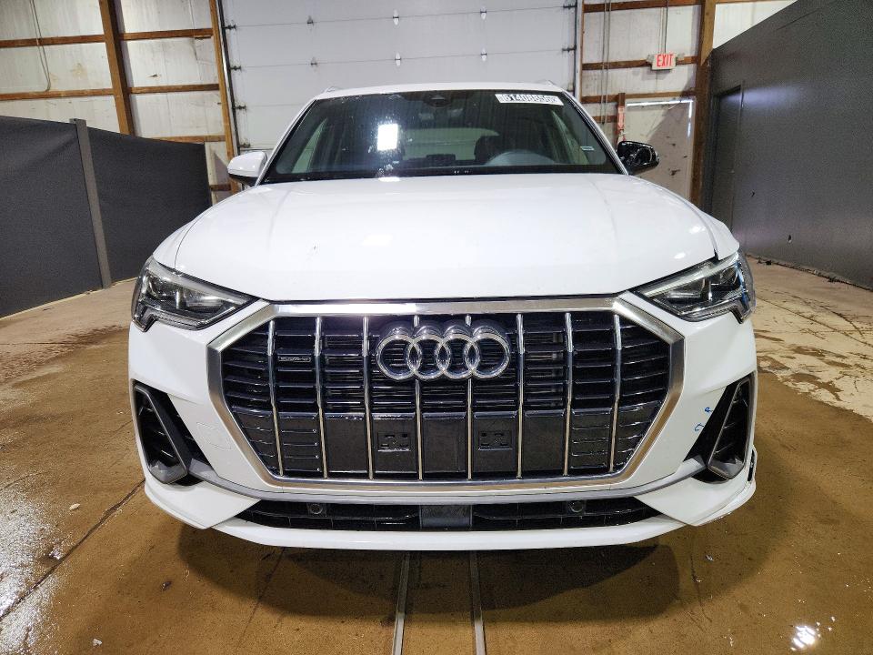 Продаж на аукціоні авто 2025 Audi Q3, vin: WA1DECF3XS1011732, номер лоту: 61408856