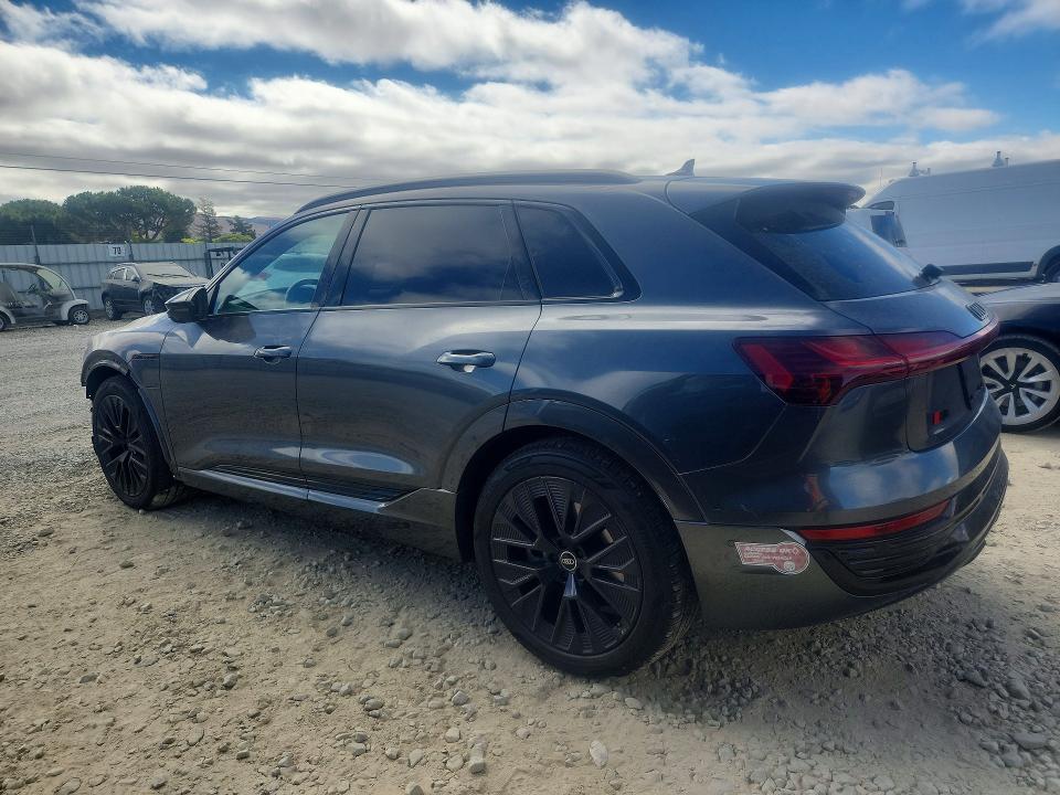 Продажа на аукционе авто 2024 Audi Q8 E-tron, vin: WA16AAGE9RB039467, номер лота: 61540886