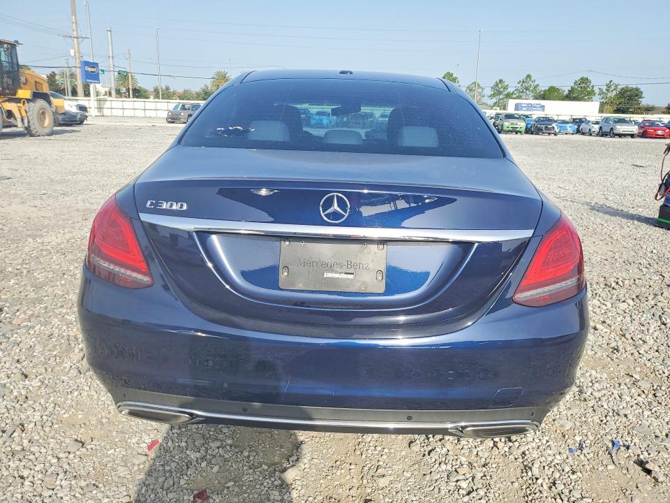 60421886 :رقم المزاد ، W1KWF8DB9LR594628 vin ، 2020 Mercedes-benz C مزاد بيع