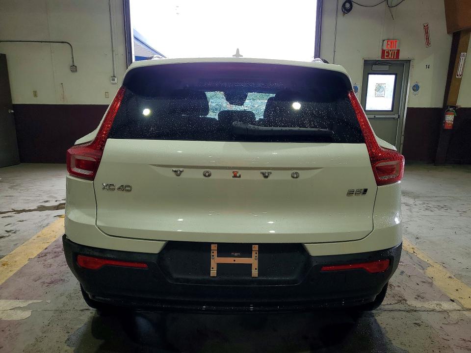 Продаж на аукціоні авто 2026 Volvo Xc40, vin: YV4L12UC6T2735551, номер лоту: 61923876