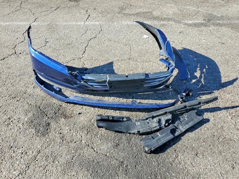 2015 Hyundai Genesis მანქანა იყიდება აუქციონზე, vin: KMHGN4JE4FU090333, აუქციონის ნომერი: 60277256