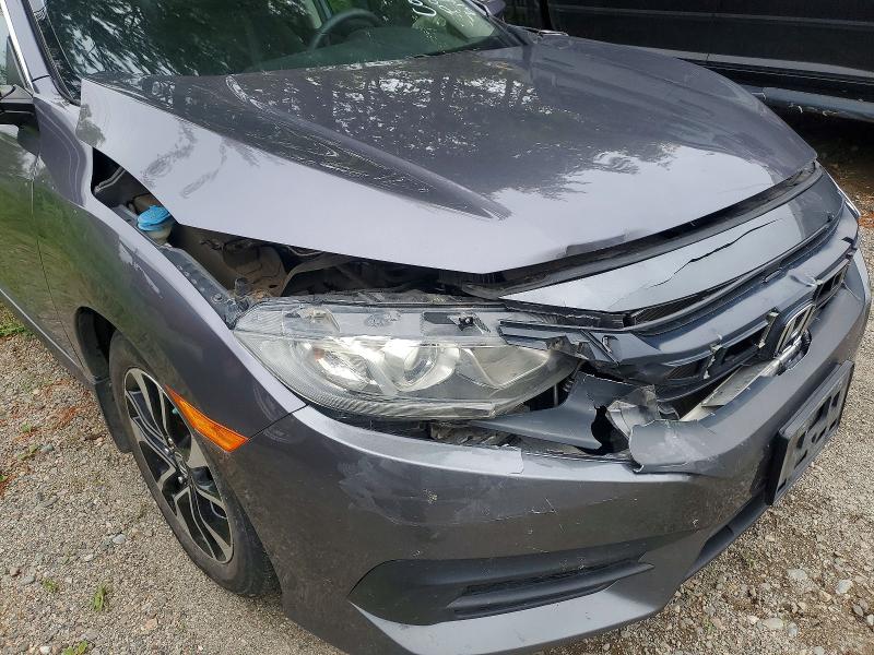 Продажа на аукционе авто 2018 Honda Civic, vin: 2HGFC2F52JH036075, номер лота: 61900696