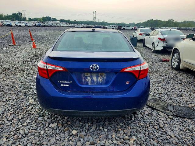 61554866 :رقم المزاد ، 5YFBURHE8FP210121 vin ، 2015 Toyota Corolla مزاد بيع