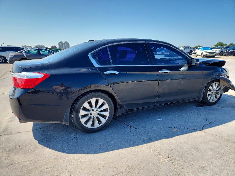 Продажа на аукционе авто 2015 Honda Accord, vin: 1HGCR3F88FA025881, номер лота: 59985586