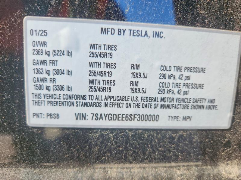 61941146 :رقم المزاد ، 7SAYGDEE6SF300000 vin ، 2025 Tesla Model Y مزاد بيع