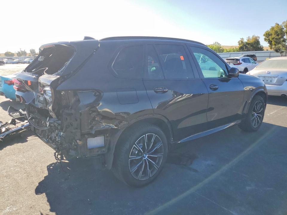 63180146 :رقم المزاد ، 5UXJU4C06N9L48835 vin ، 2022 Bmw X5 مزاد بيع