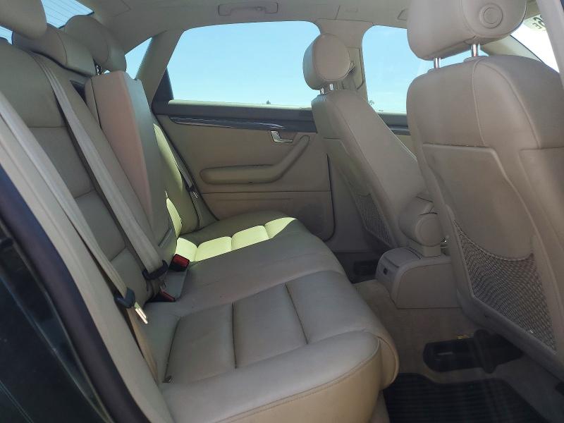 2004 Audi A4 მანქანა იყიდება აუქციონზე, vin: WAULC68E54A038733, აუქციონის ნომერი: 60039436