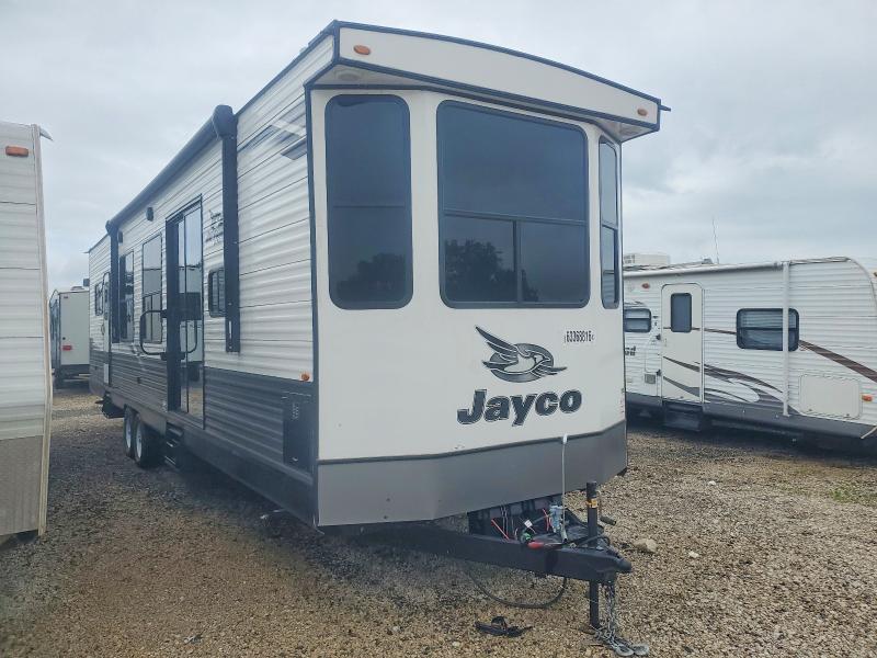 63368816 :رقم المزاد ، 1UJBC0BV1P11K0080 vin ، 2023 Jaco Jay Flight Recreation مزاد بيع