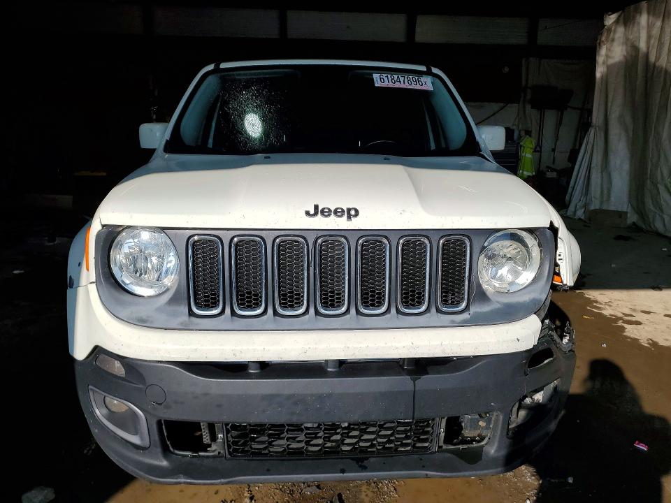 2015 Jeep Renegade მანქანა იყიდება აუქციონზე, vin: ZACCJBBT4FPB39872, აუქციონის ნომერი: 61847896