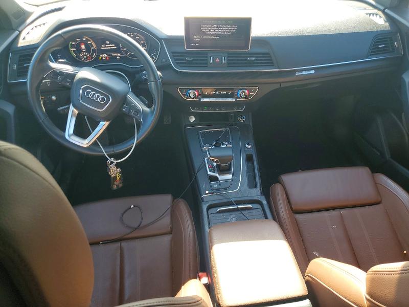 62810446 :رقم المزاد ، WA1F2AFY2L2061828 vin ، 2020 Audi Q5 E مزاد بيع