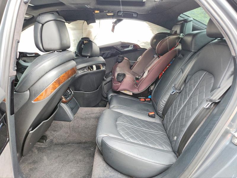 60323836 :رقم المزاد ، WAU43AFD3GN010802 vin ، 2016 Audi A8 مزاد بيع