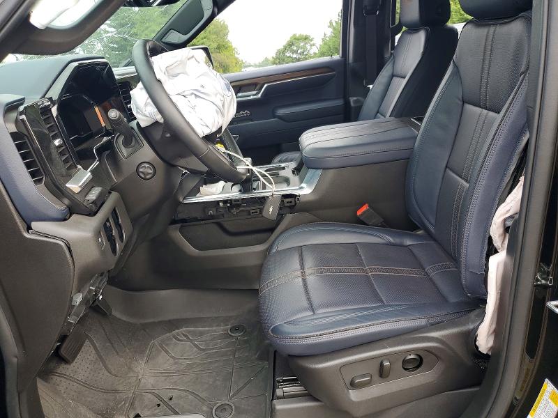 Продажа на аукционе авто 2025 Chevrolet Silverado, vin: 1GCUKJELXSZ199772, номер лота: 62281606